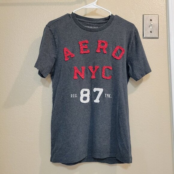 Aeropostale Men Aero NYC 87 Dark Gray/ Charcoal Short Sleeve T-Shirt Size Small - Picture 1 of 6